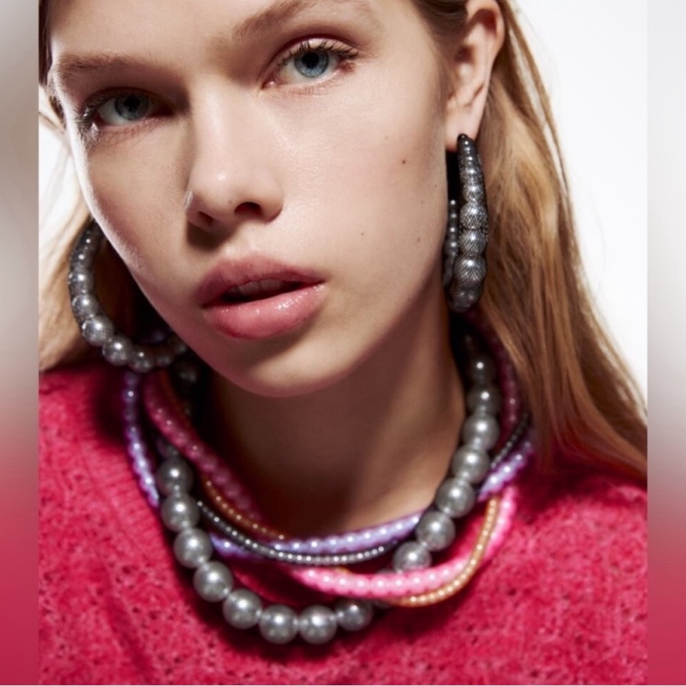 ZARA stunning Statement necklace with beautiful Beads in 3 layered Mesh🔥🔥🔥